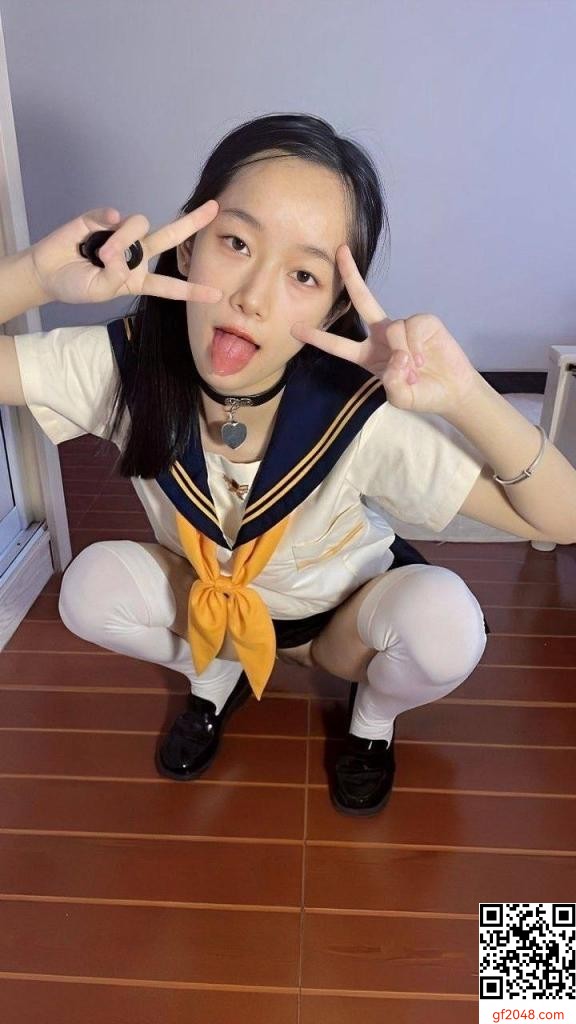 穿着有多纯，脱掉就有多骚4［20P］