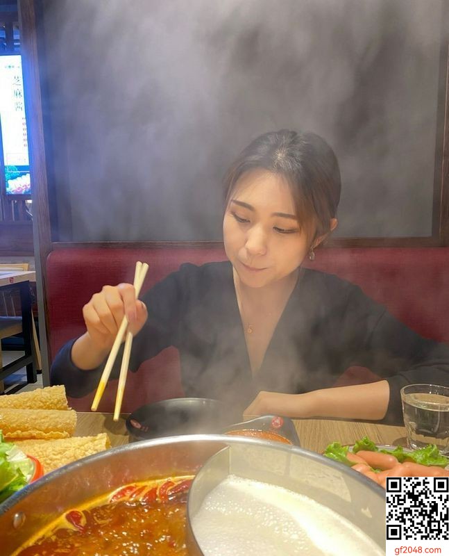 某傳媒大學校花  (27P)