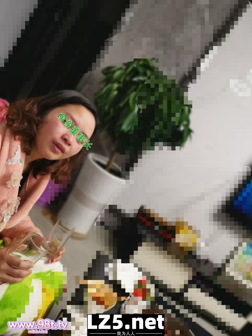 【最爱人妻三】颜值人妻、资格袁媛喜欢生活更爱生活【生活照露脸+28P】