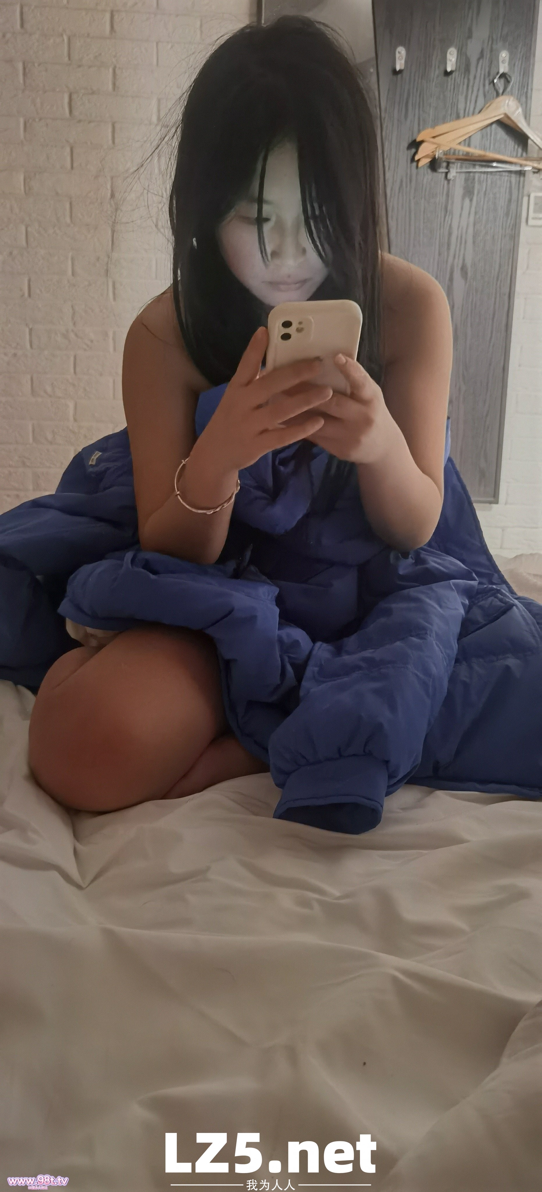 清纯的高中学妹终于被我搞到手了 一眼心动的感觉 就问你嫩不嫩 纯不纯吧 露脸露脸露脸【58P】
