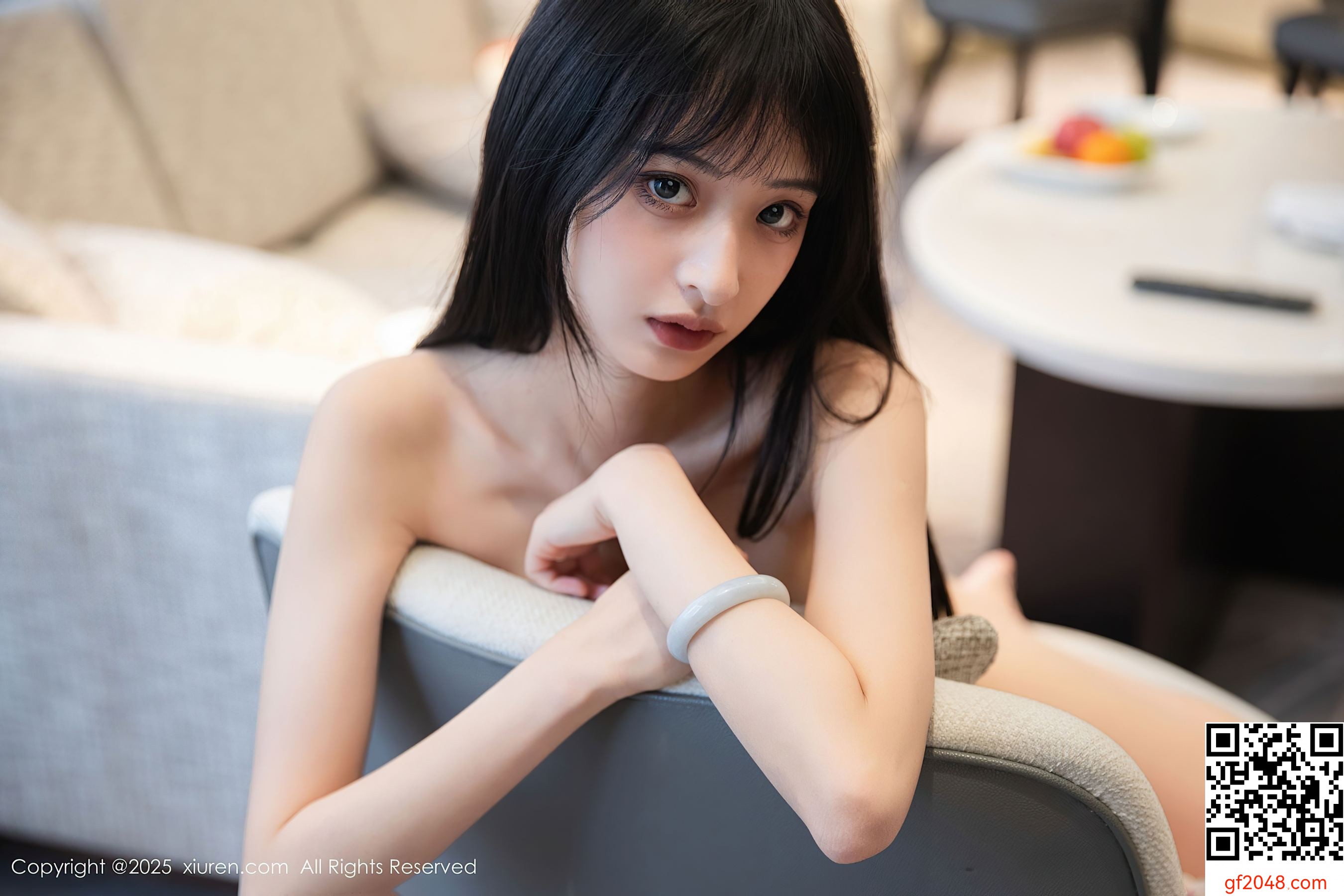 [XiuRen秀人网] No.10247 茂木希子 橙色T恤