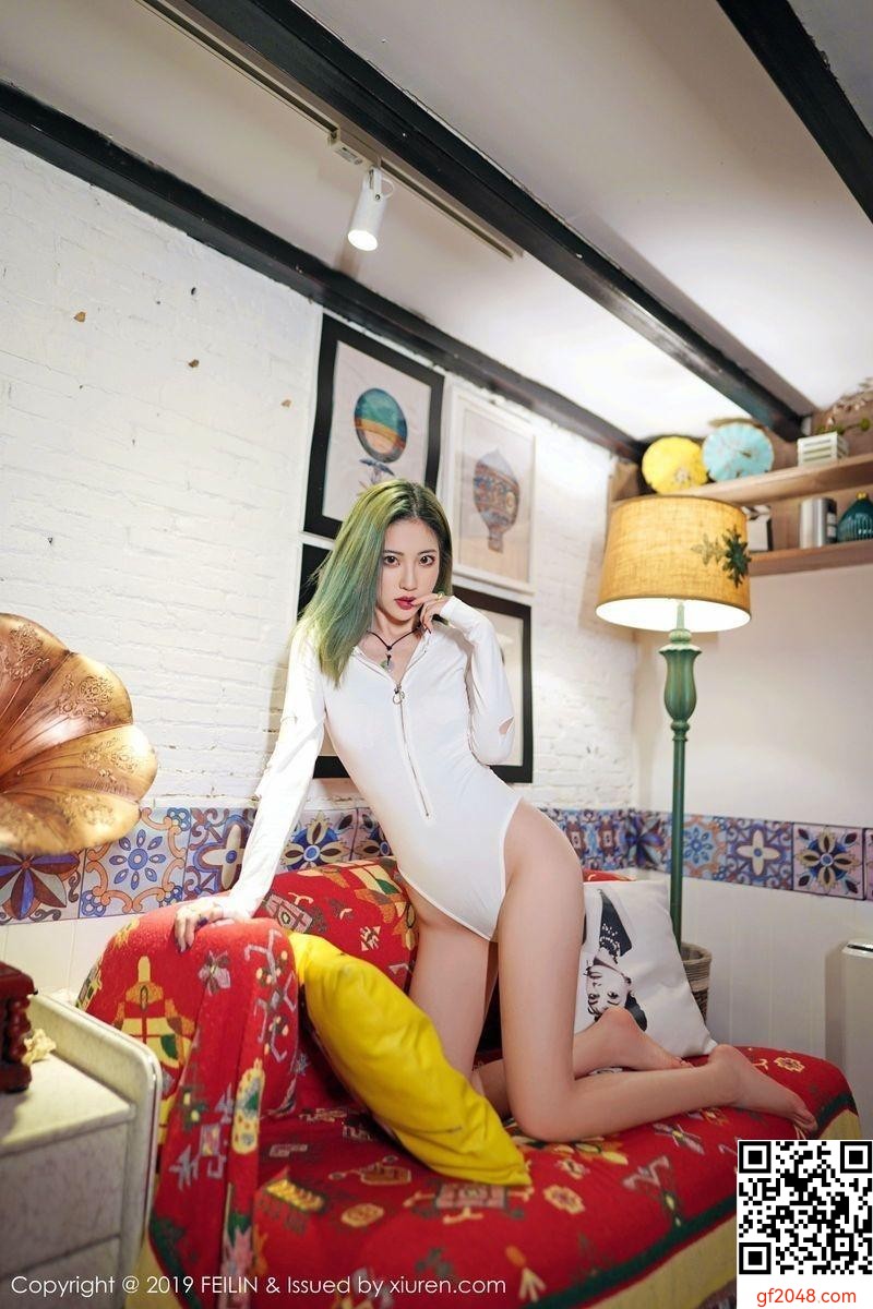 模特小櫻花修長美腿曼妙身材美胸翹臀 (53P)