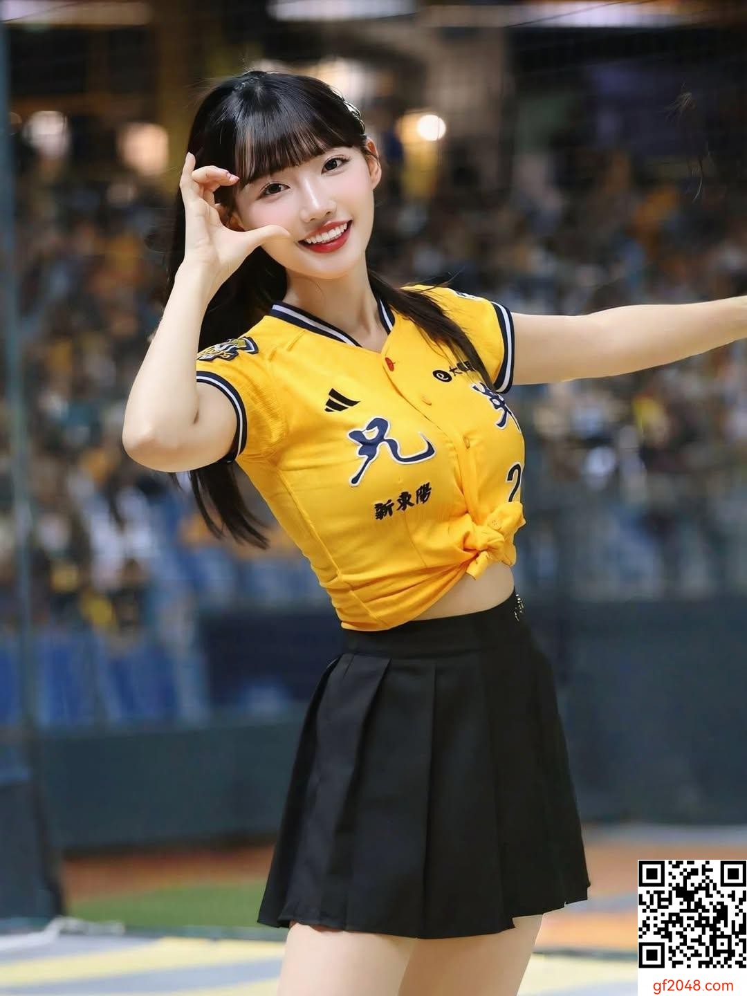大眼嫩妹「少鹽 yenyen」曼妙好身材讓人精神百倍 (10P)