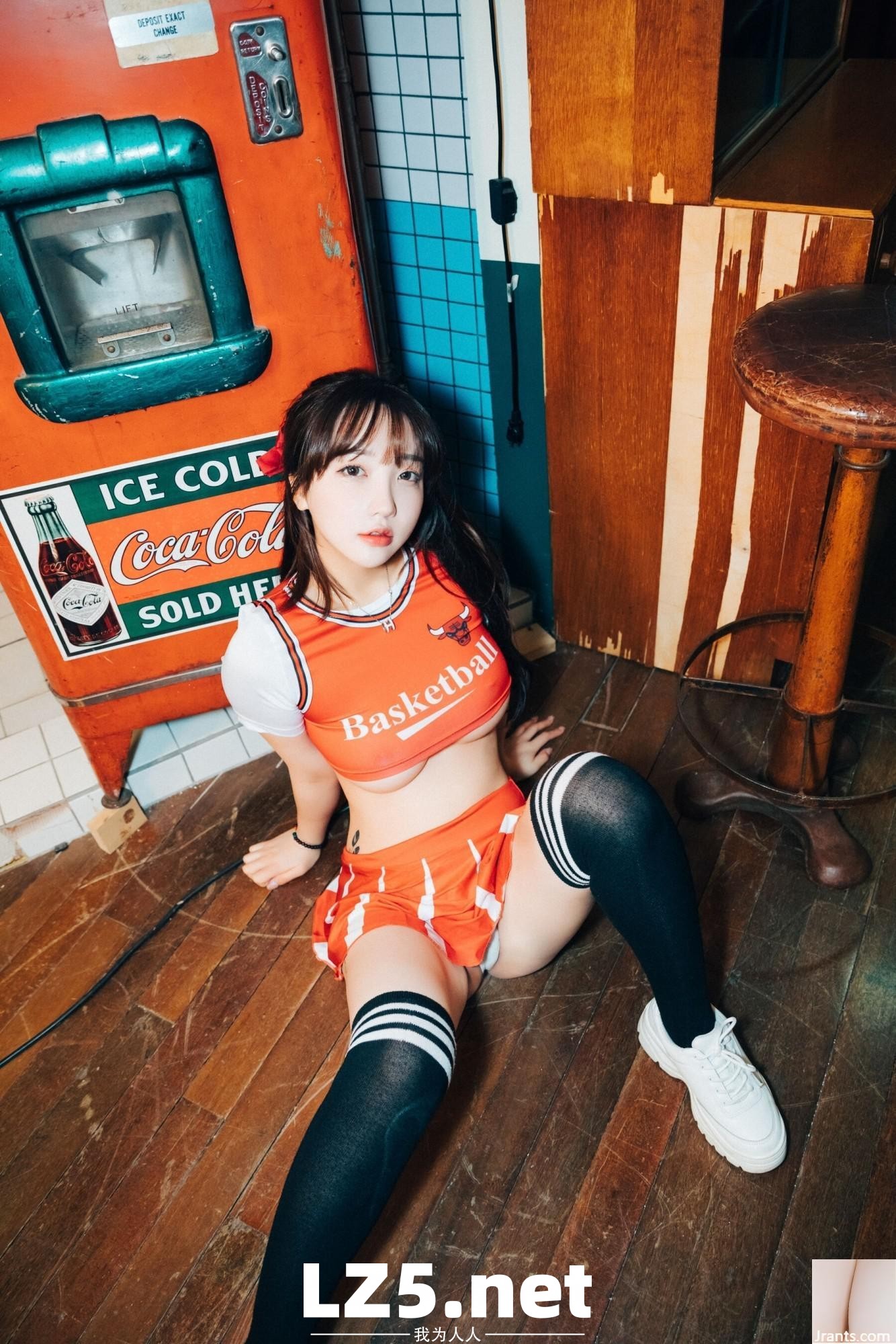 [套圖]  [Loozy] 孫樂樂《Cheer up》 (91P)