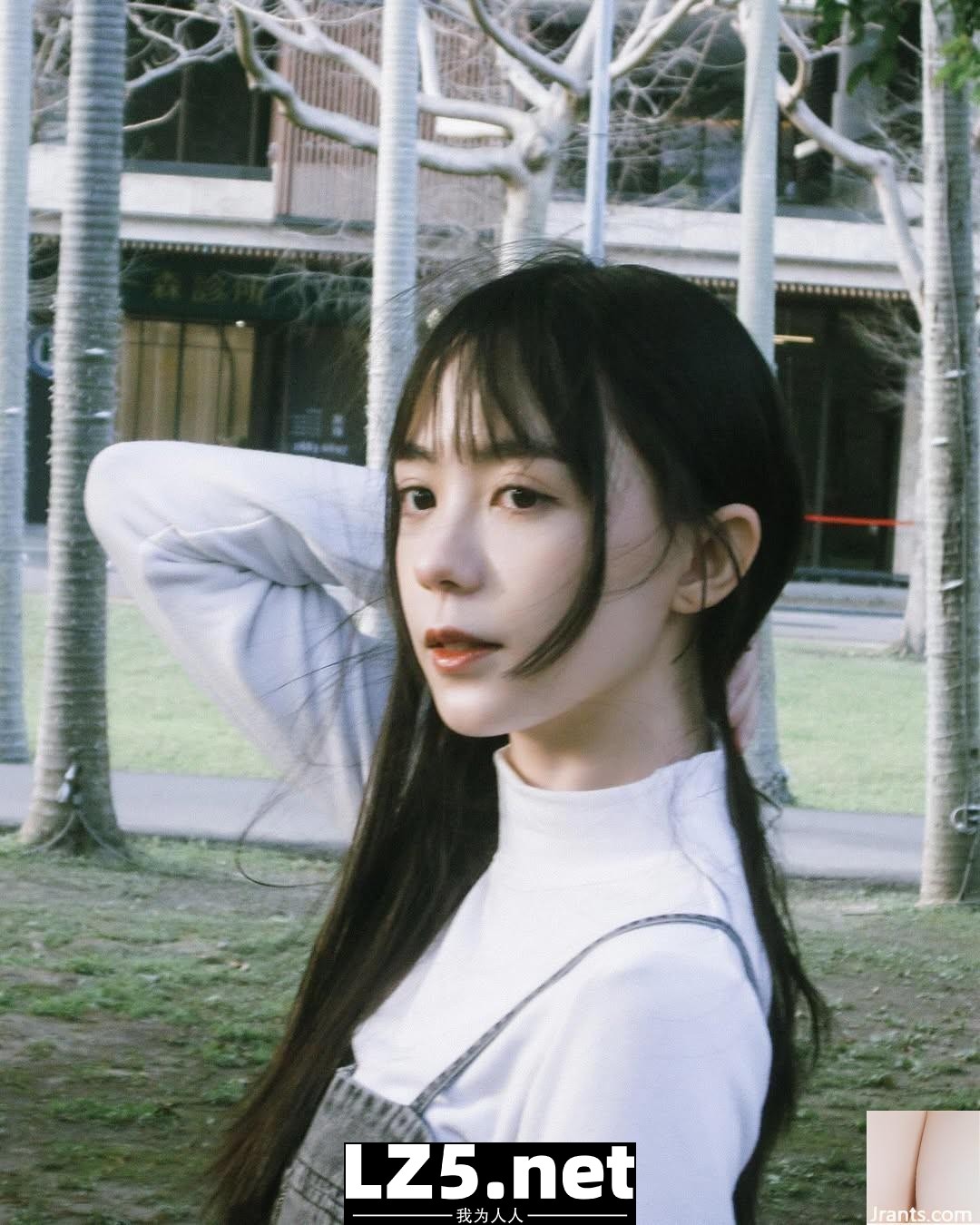 氣質美女「采欣」高顏值突破天際 (10P)